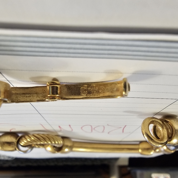 Grosse Choker Necklace - Picture 5 of 5